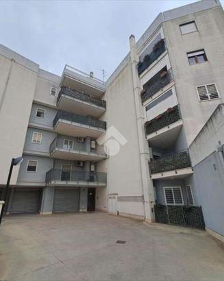 3 LOCALI A CASAMASSIMA