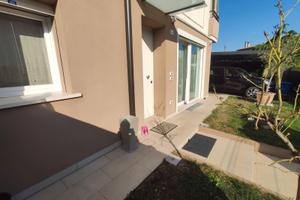 Privato vende appartamento