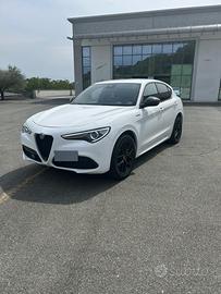 Alfa Romeo Stelvio Veloce Q4 280CV