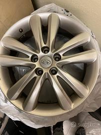 Cerchi in lega 18 originali hyundai