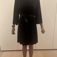 Vestito nero in velluto lucido