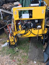 A31 Fresa per posa catarifrangenti con motore perk