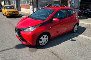 Toyota Aygo 1.0 VVT-i 69 CV 5 porte x-clusiv