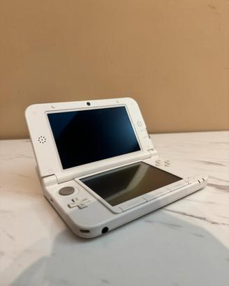 Nintendo 3DS XL Bianco - Condizioni eccellenti