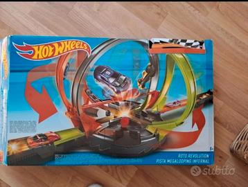 Pista hot wheels roto revolution