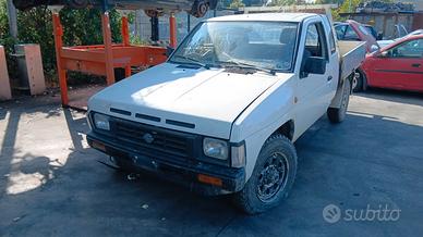 Ricambi vari Nissan Pickup anno 1988
