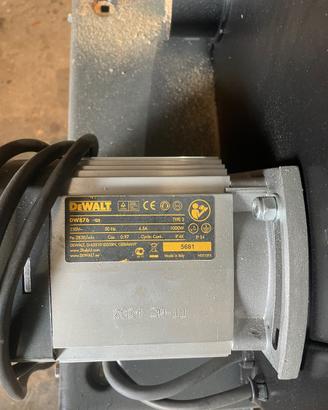 Sega a nastro Dewalt dw876