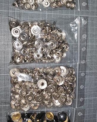 Bottoni automatici 17mm