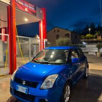 Suzuki swift 4x4 gpl OK NEOPATENTATI