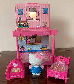 Gioco x bambine, “Hello Kitty” con trucchetti