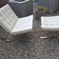 Poltrona e Pouf stile Barcelona