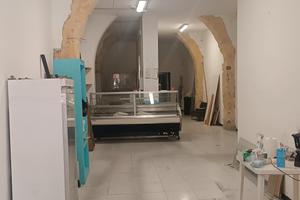 locale commerciale centro storico Cagliari 