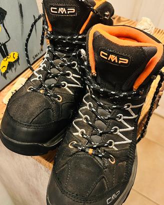 Scarponcini trekking 40