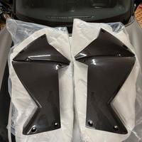 Fiancate anteriori  in carbonio ktm 990 adventure