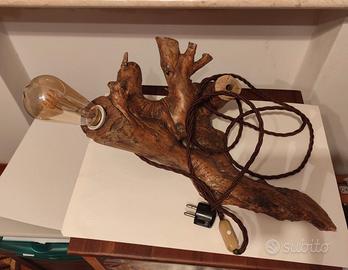 Abat-jour artigianale in legno di ulivo – pezzo un