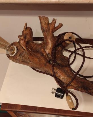 Abat-jour artigianale in legno di ulivo – pezzo un