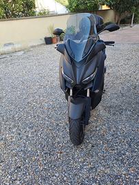 yamaha X Max 400