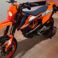 KTM 690 SMC-R 2024