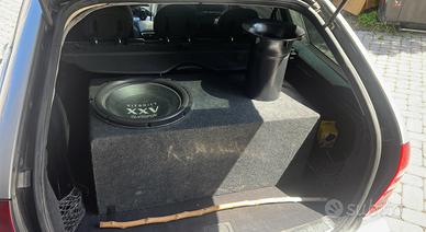 Subwoofer hifonics