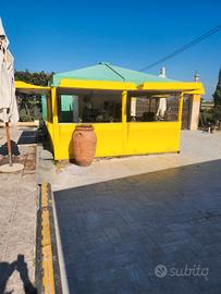 Chiosco bar paninoteca robusto in vetroresina attr