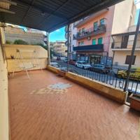Semi Indipendente Con Veranda e Cantina Via Andilo