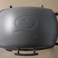 Barbecue Weber Q2400 con carrello e accessori