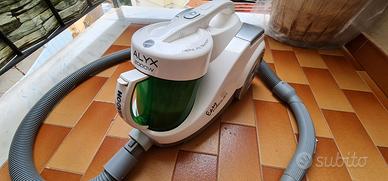 Aspirapolvere Hoover Alyx 2000W auto / animali 