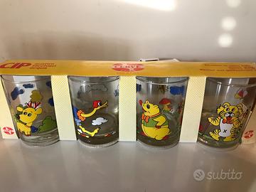 4 bicchieri con animali disegnati