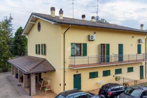 PORZIONE DI BIFAMILIARE A MODENA