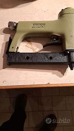 Chiodatrice pneumatica Omer