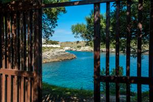 Appartamento sul mare con giardino