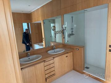 Arredi Accessori e Boiserie Bagno