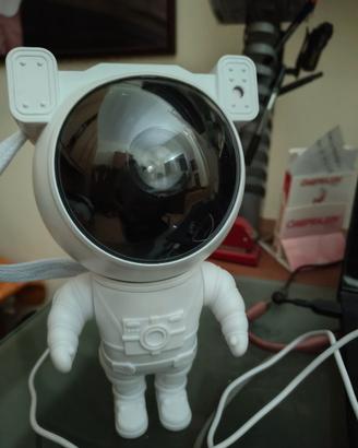 Proiettore astronauta cielo stellato