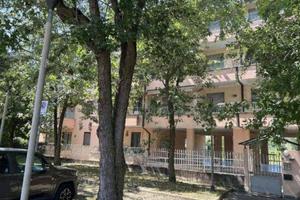Immobile in asta di 88 m² con 3 locali e box auto 