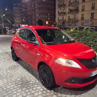 Lancia Ypsilon hibryd 2024 GARANZIA LANCIA