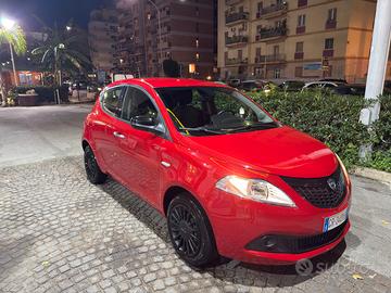 Lancia Ypsilon hibryd 2024 GARANZIA LANCIA