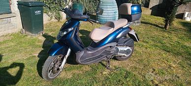 Scooter Piaggio Beverly 400