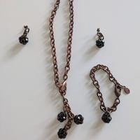 Completo collana, braccialetto e orecchini bigiott