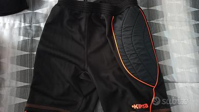 Maglietta pantaloni corti portiere calcio