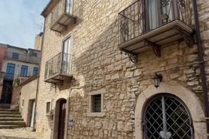 Vinchiaturo Corso Umberto-Terratetto ristrutturato