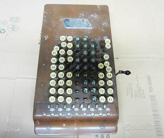 Calcolatrice Comptometer Felt e Tarrant anni 20