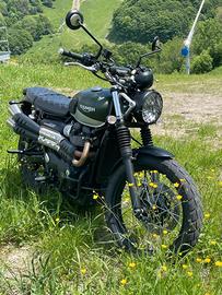 Triumph Street scrambler 900 