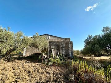 Terreno con magazzino a Giardinello, Cda Cartiera