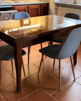 Tavolo in legno arte povera