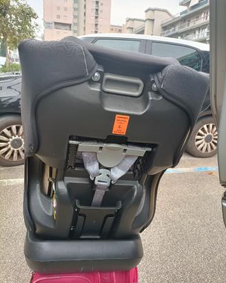 Sediolino per auto