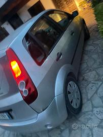 Fiesta 1.2 con gpl