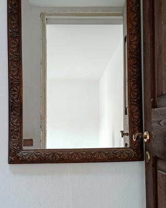 Specchio con cornice in legno (100*75)