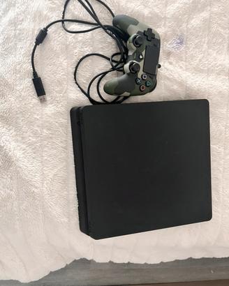Playstation 4 Usata con controller non wireless