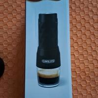 Portable coffee maker, capsula o caffe macinato