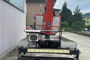 Nissan Cabstar Cestello Benelli positivo e negativ